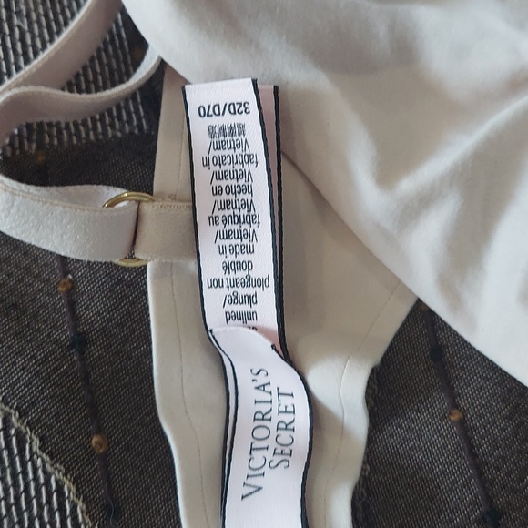 3 unlined bras size 32d - Picture 3 of 13